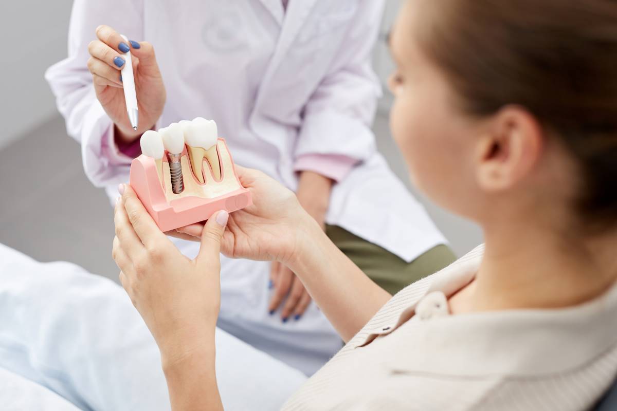 Érdemes megismerni a különböző fogimplantátum fajtákat a választás előtt