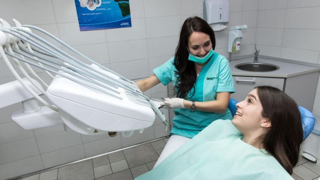 Ultrahangos fogkő-eltávolítás: amit érdemes tudni a kezelés előtt